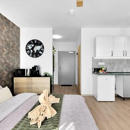 Apartman Near Bts Airport *