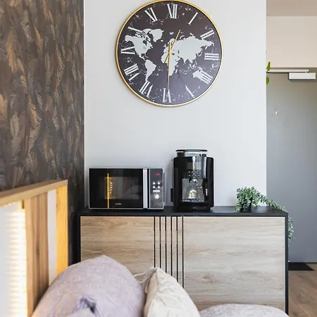 Near Bts Airport Apartman Pozsony